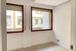 Amplia y Luminosa Vivienda En Pleno Centro De Las Arenas