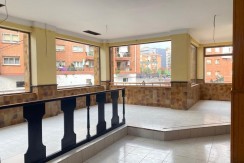 Amplio Local Comercial En Leioa