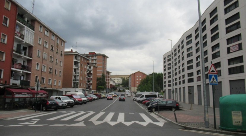 Amplio Local Comercial En Zona Céntrica