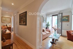 Espectacular Vivienda En Rotonda En El Ensanche
