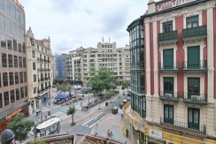 Espectacular Vivienda En Rotonda En El Ensanche