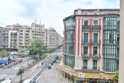 Espectacular Vivienda En Rotonda En El Ensanche