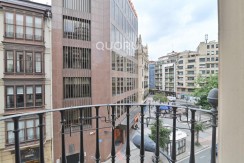 Espectacular Vivienda En Rotonda En El Ensanche