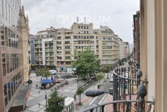 Espectacular Vivienda En Rotonda En El Ensanche