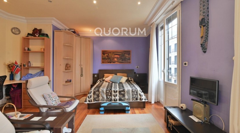 Espectacular Vivienda En Rotonda En El Ensanche