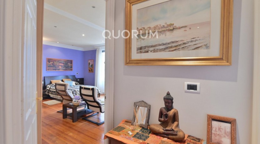 Espectacular Vivienda En Rotonda En El Ensanche