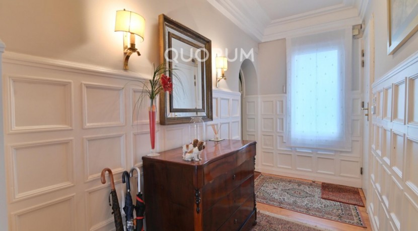 Espectacular Vivienda En Rotonda En El Ensanche