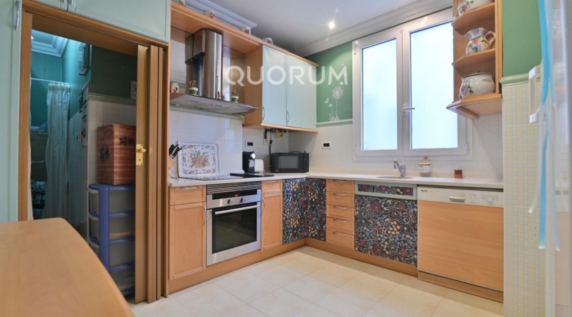 Espectacular Vivienda En Rotonda En El Ensanche