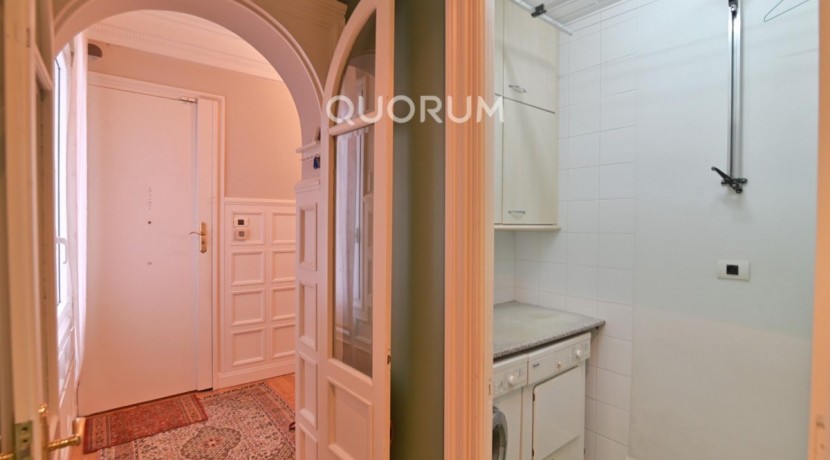 Espectacular Vivienda En Rotonda En El Ensanche