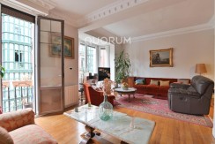 Espectacular Vivienda En Rotonda En El Ensanche