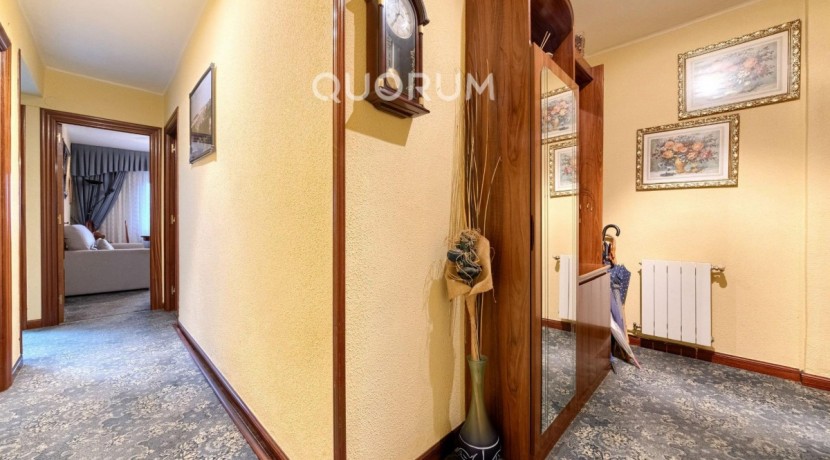 ¡¡ EXCLUSIVA !! VIVIENDA EN SAN ANTONIO DE DOS DORMITORIOS CON BALCON CERRADO Y TRASTERO