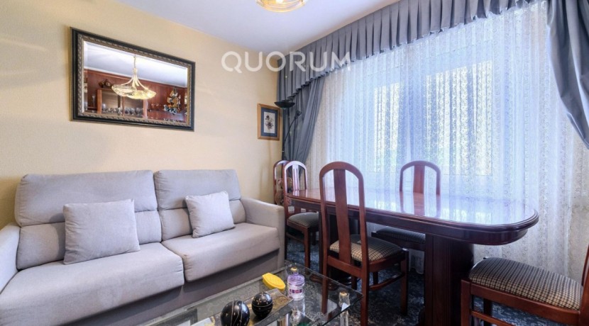 ¡¡ EXCLUSIVA !! VIVIENDA EN SAN ANTONIO DE DOS DORMITORIOS CON BALCON CERRADO Y TRASTERO