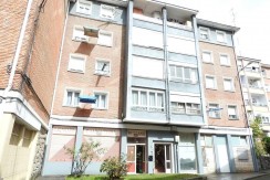 Local Comercial En Zona Lambarketa