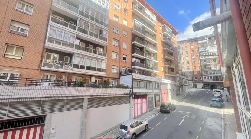 Local Sin Cédula De Habitabilidad En Santutxu