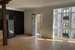 Magnifica Vivienda De Tres Dormitorios En El Ensanche