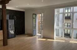 Magnifica Vivienda De Tres Dormitorios En El Ensanche