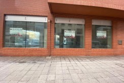 Magnífico Local En El Centro De Las Arenas.