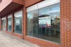 Magnífico Local En El Centro De Las Arenas.