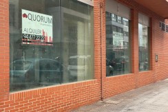 Magnífico Local En El Centro De Las Arenas.