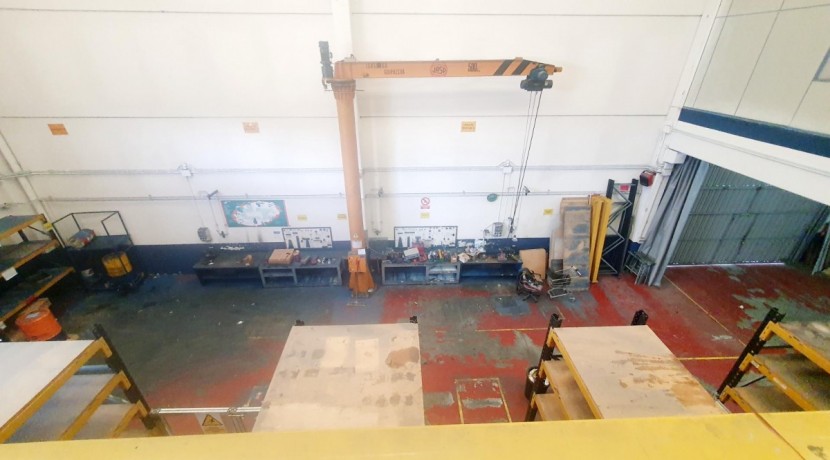 Nave en Mungia , polígono Trobika