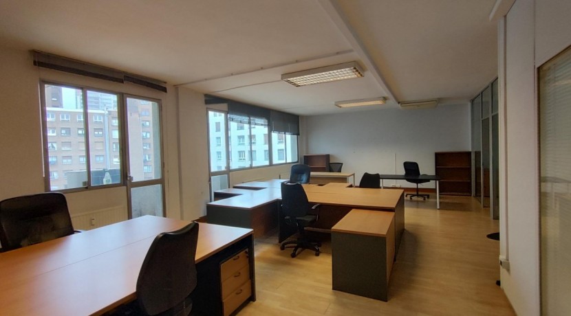 Oficina en alquiler junto a Intermodal