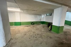Parcela de Garaje Amplia Para Coche y Moto Con Buena Maniobra En San Miguel