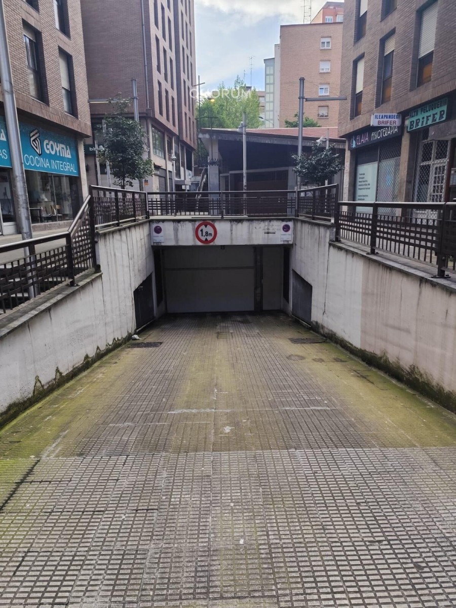 Parcela De Garaje En Santutxu