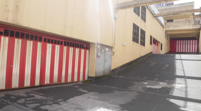 Parcela de Garaje En Zona Basozelai-Burros