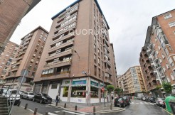 Piso de 3 Habitaciones Con Terraza Y 2 Baños En El Centro De Santutxu
