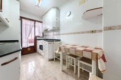 Piso Luminoso De 2 Dormitorios y 2 Baños Con Ascensor Cota Cero, Garaje y Trastero Incluidos En Zona Basozelai