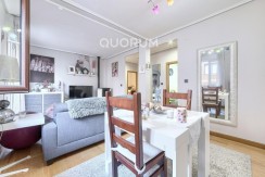 Precioso Piso Reformado De 2 Dormitorios Con Balcón En Zona Basozelai