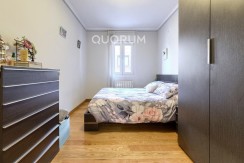 Precioso Piso Reformado De 2 Dormitorios Con Balcón En Zona Basozelai