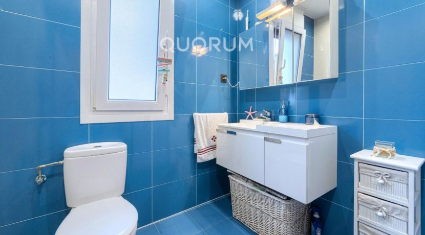 Precioso Piso Reformado De 2 Dormitorios Con Balcón En Zona Basozelai