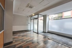 Se Alquila Local Comercial En Barakaldo Zona Centro De 85 m2
