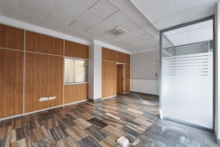 Se Alquila Local Comercial En Barakaldo Zona Centro De 85 m2