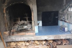 Se Vende Casa Adosada De dos Habitaciones En Zierbena con 1840 m2 de terreno.