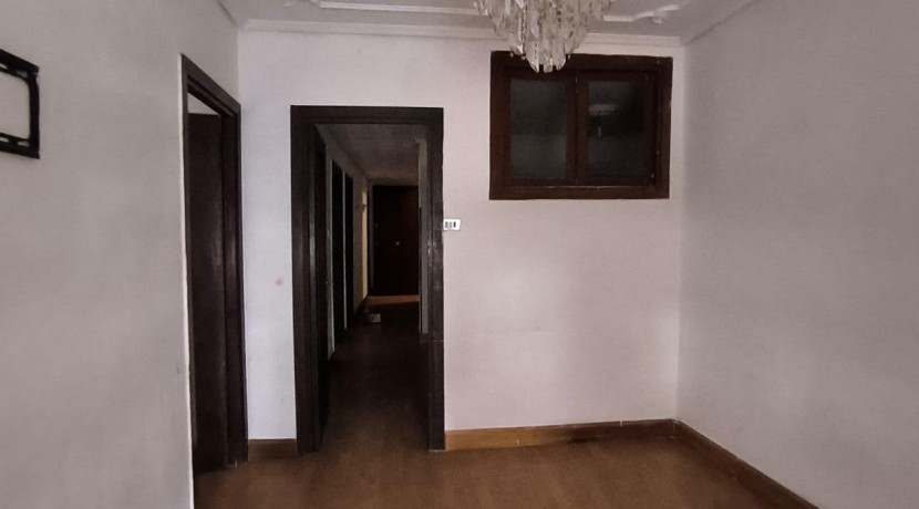 Se Vende Piso De 2 Habitaciones, Alcoba y Balcón En Ugao- Miraballes