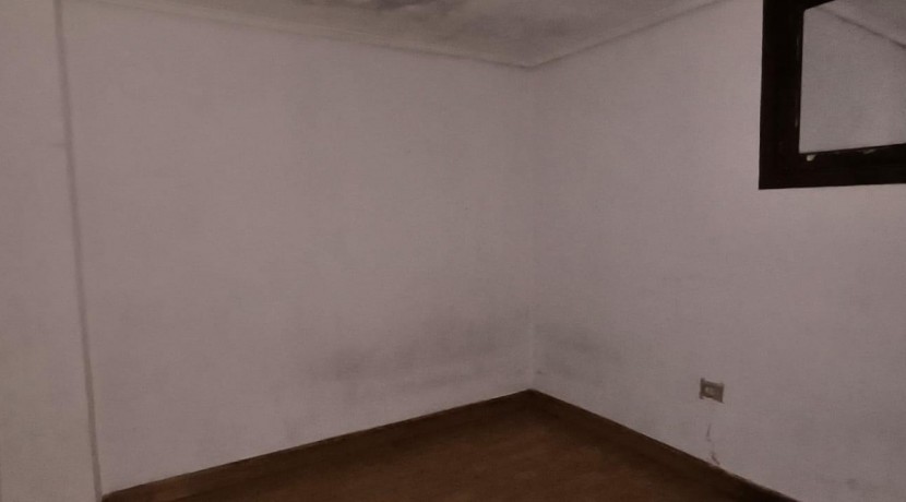 Se Vende Piso De 2 Habitaciones, Alcoba y Balcón En Ugao- Miraballes