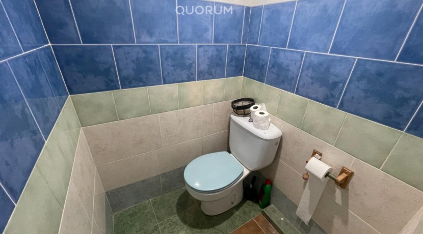 Venta de local comercial 40 m2 a pie de calle y entreplanta, en Zona Iturriaga-Santutxu.