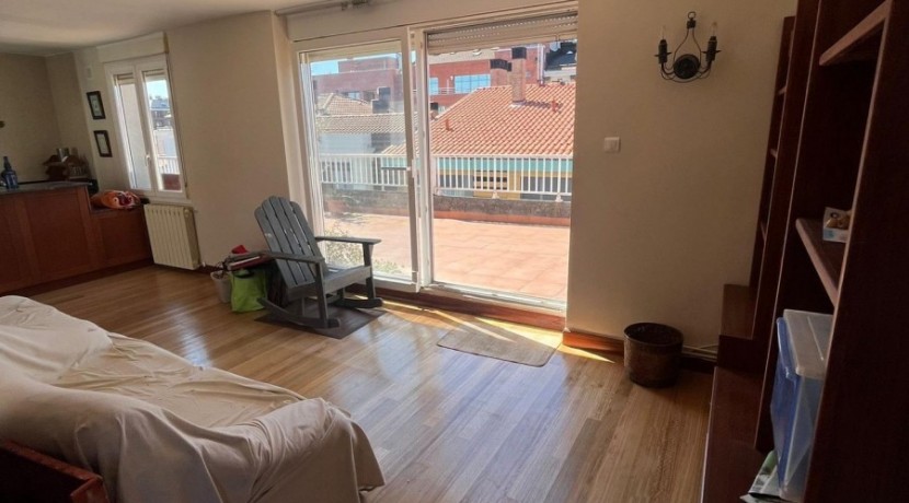 Vivienda Con Espectacular Terraza En Romo