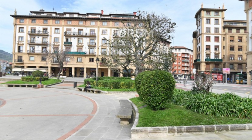 Vivienda Totalmente Exterior En El Centro De Las Arenas