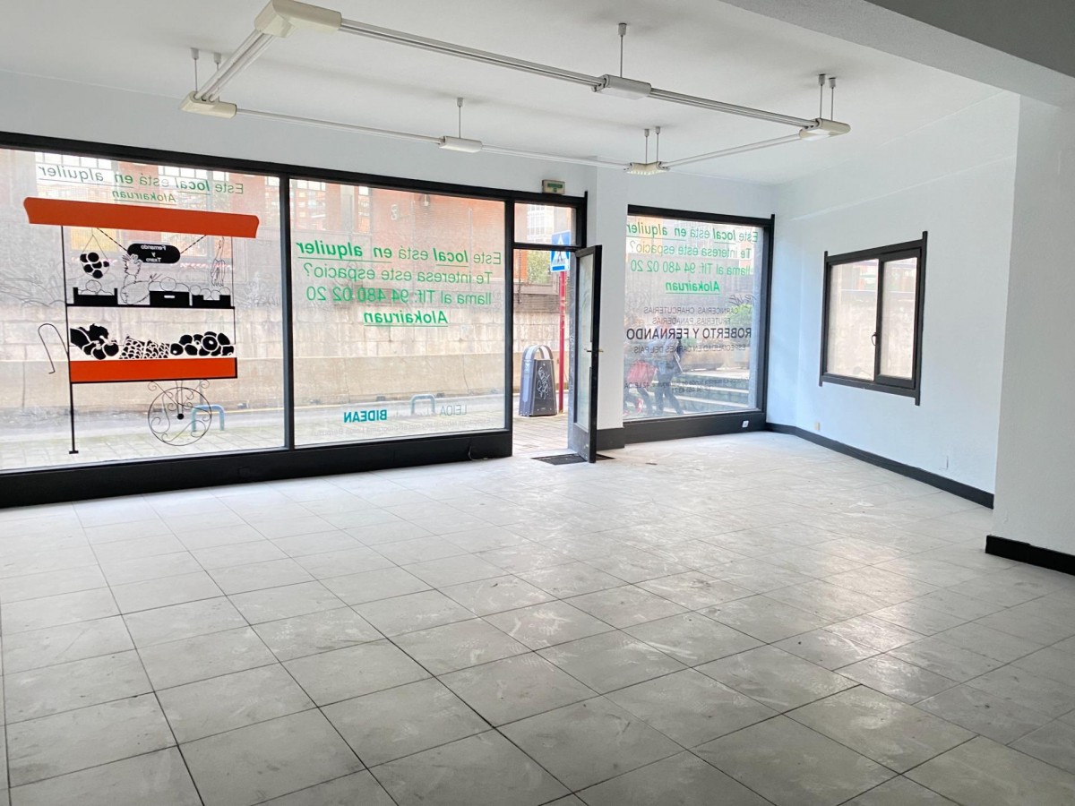 Local Comercial En Pleno Centro De Leioa