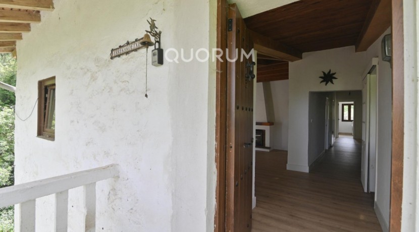 Casa Unifamiliar Con Terreno En Dima