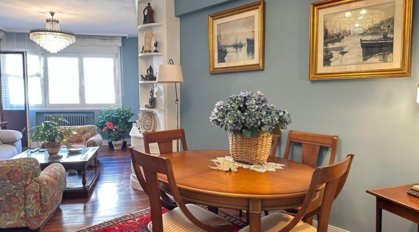 EXCELENTE VIVIENDA EN EL CENTRO DE LAS ARENAS