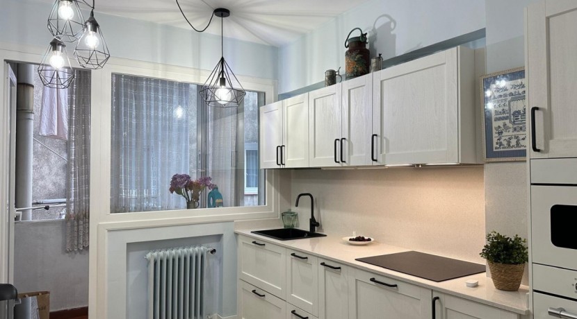 EXCELENTE VIVIENDA EN EL CENTRO DE LAS ARENAS