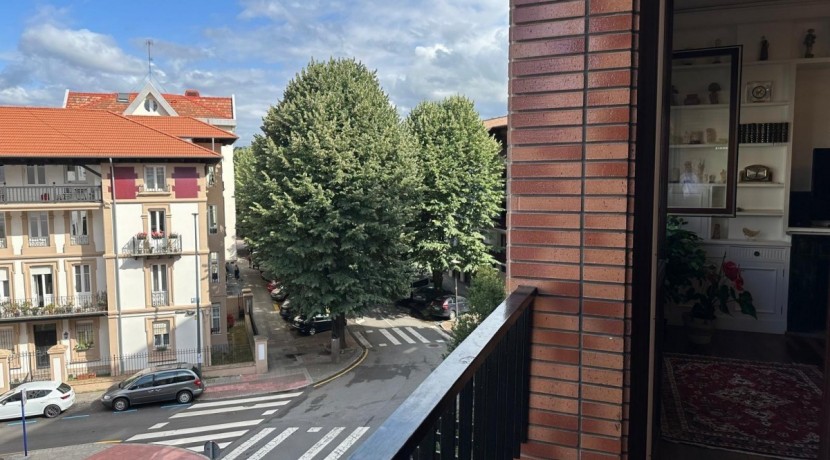 EXCELENTE VIVIENDA EN EL CENTRO DE LAS ARENAS