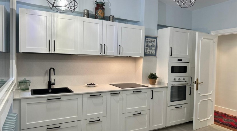 EXCELENTE VIVIENDA EN EL CENTRO DE LAS ARENAS