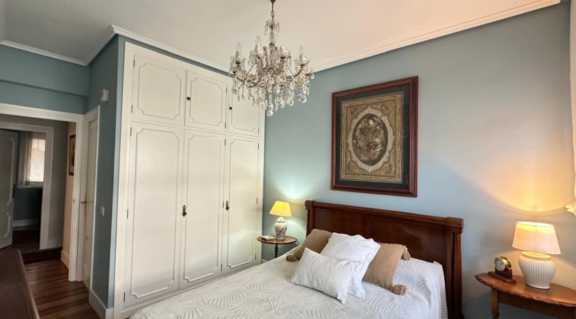 EXCELENTE VIVIENDA EN EL CENTRO DE LAS ARENAS