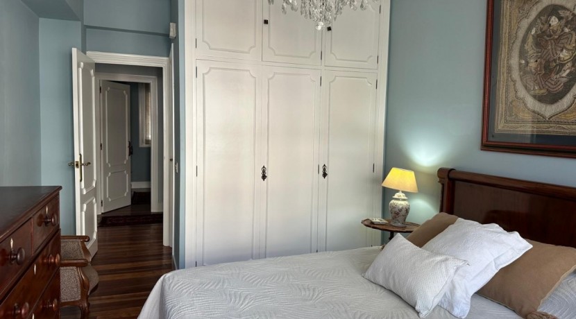 EXCELENTE VIVIENDA EN EL CENTRO DE LAS ARENAS
