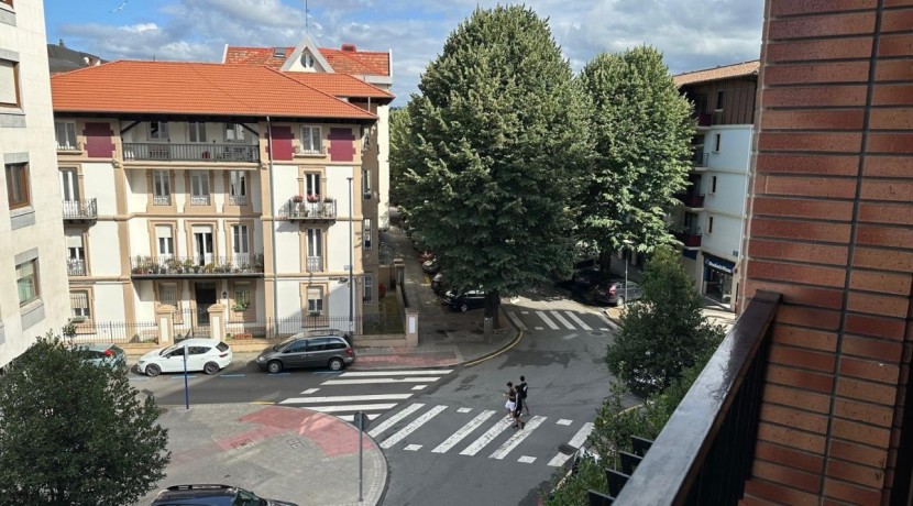 EXCELENTE VIVIENDA EN EL CENTRO DE LAS ARENAS